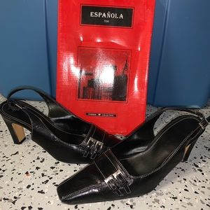 Gently worn shoes perfect for work!